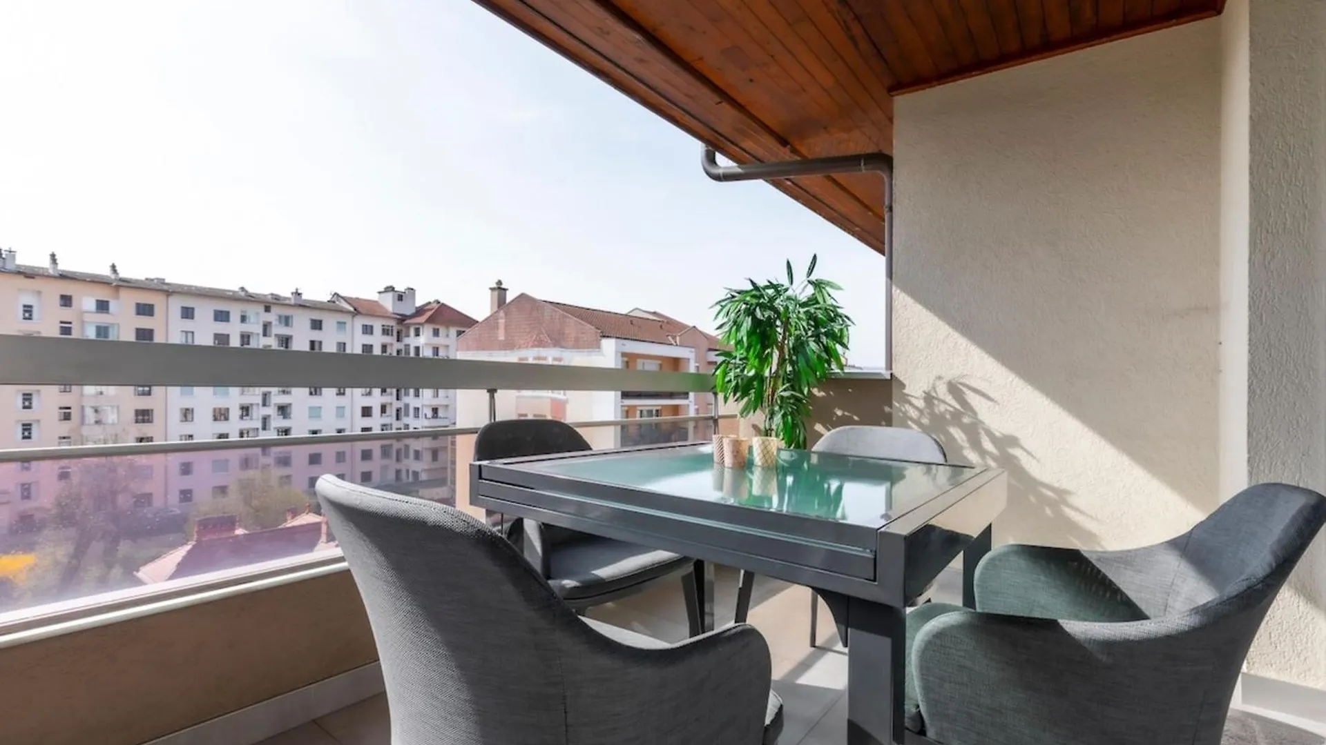 Residence L'Ecrin - Appartement En Centre Ville Annecy 0*,  France